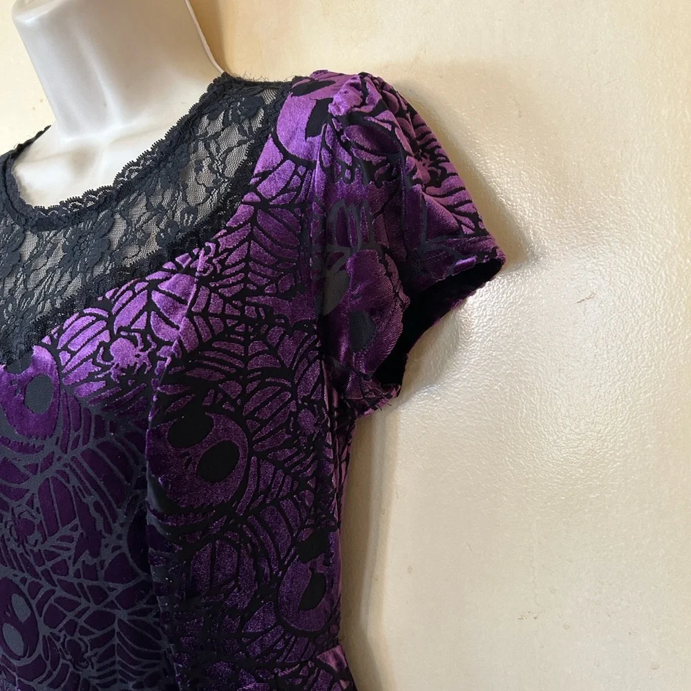 Disney Nightmare Before Christmas Purple Velvet Dress with Black Lace Detail M - Picture 8 of 13